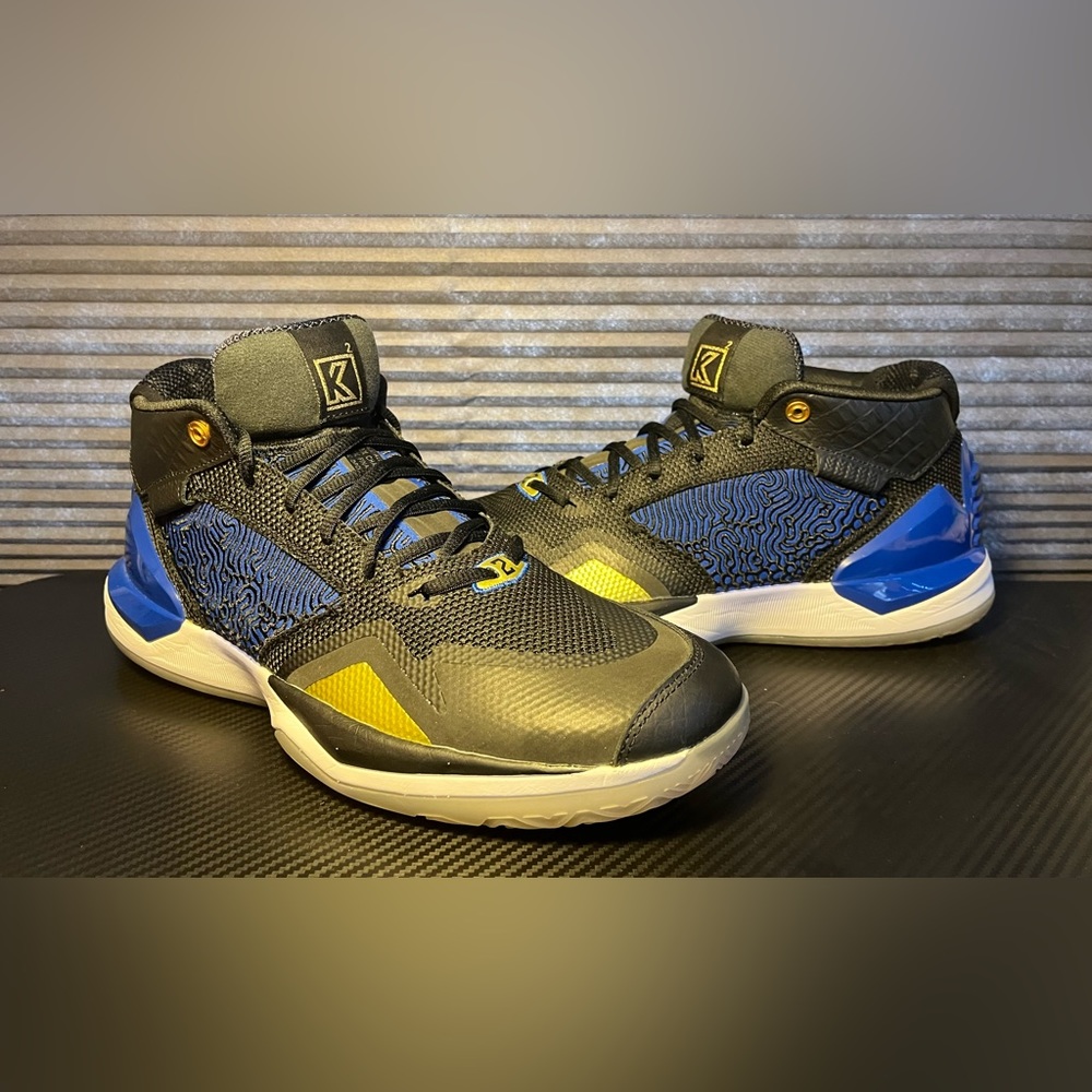 New Balance Kawhis